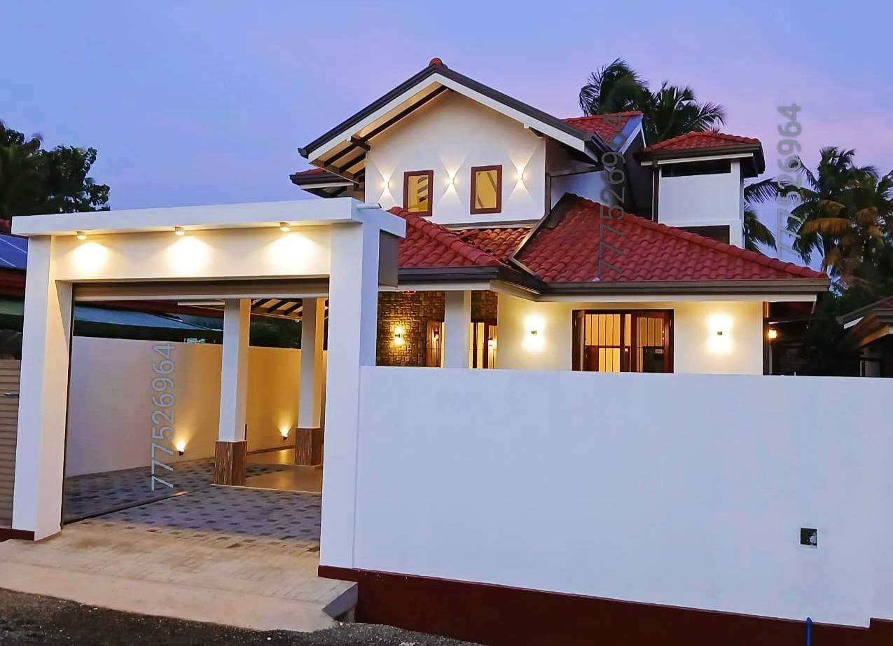 House for Sale – Negombo , Daluwakotuwa