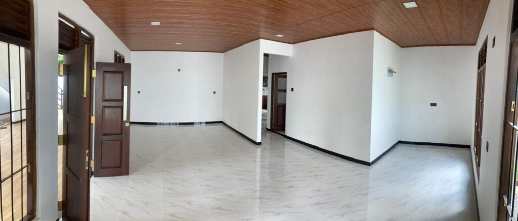 House For Sale – Kadana