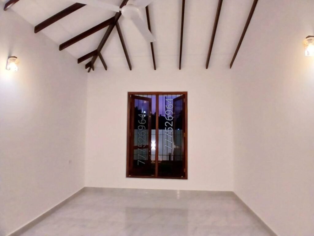 House for Sale – Negombo , Daluwakotuwa