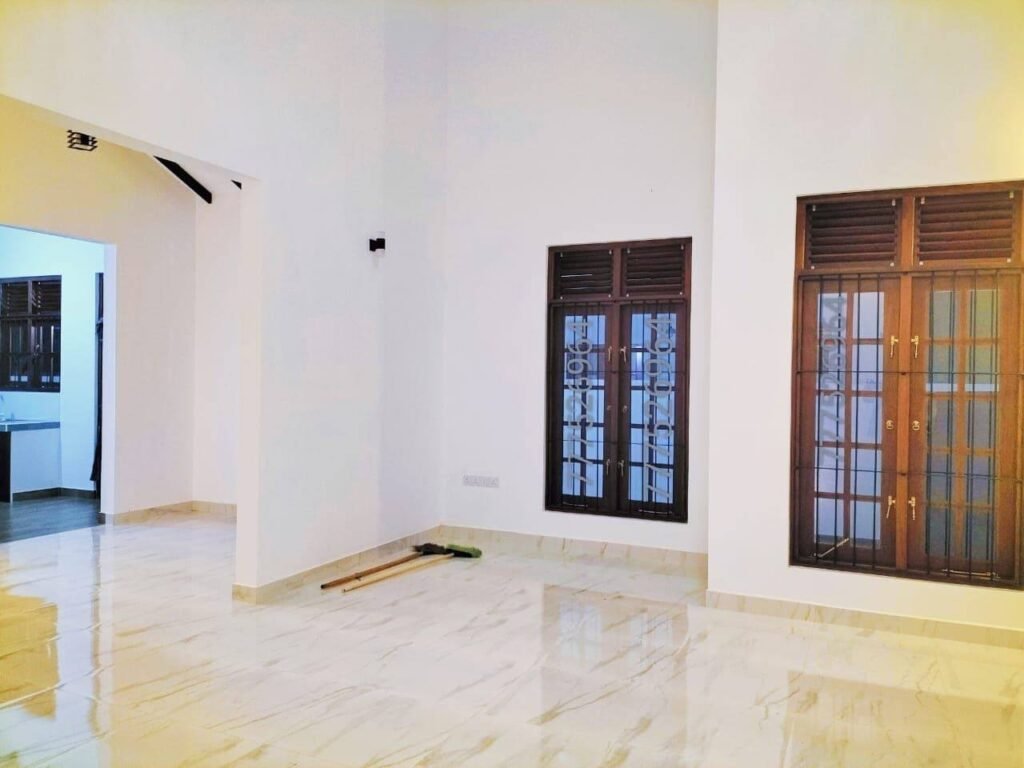 House for Sale – Thibirigaskatuwa