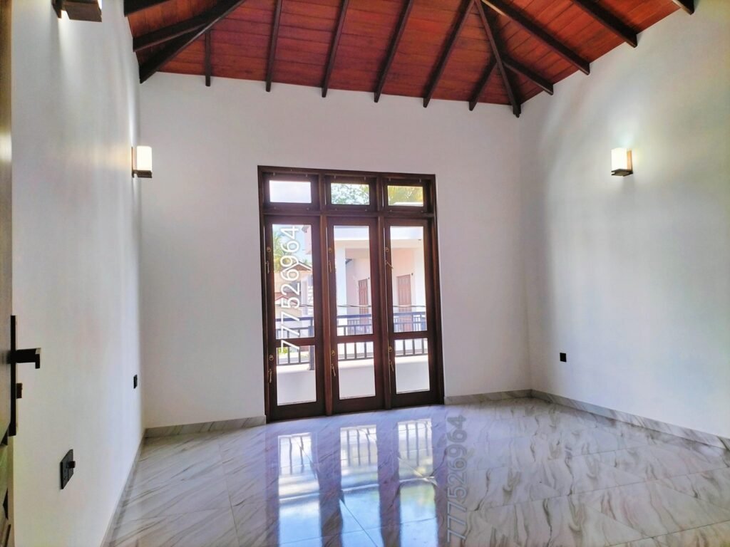 House For Sale – Negombo , Daluwakotuwa