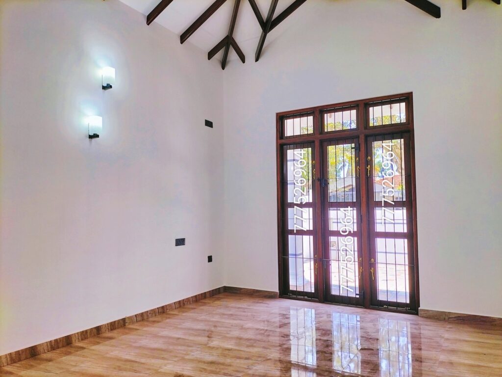 House for Sale – Thimbirigaskatuwa