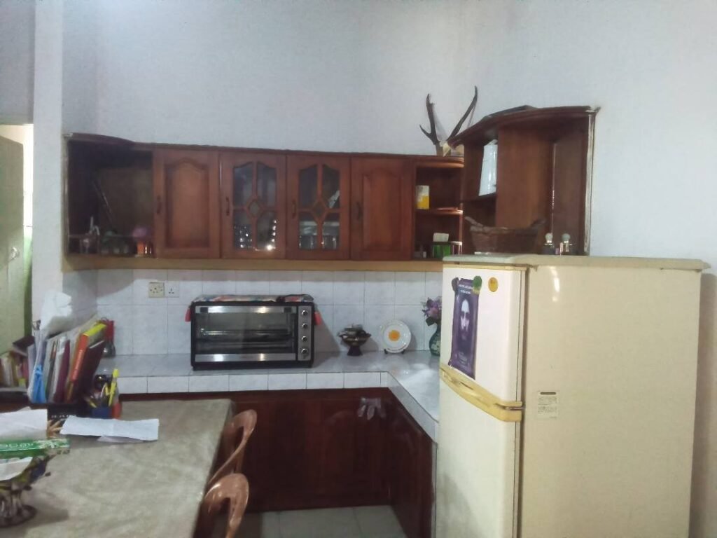 House For Sale – Kadirana