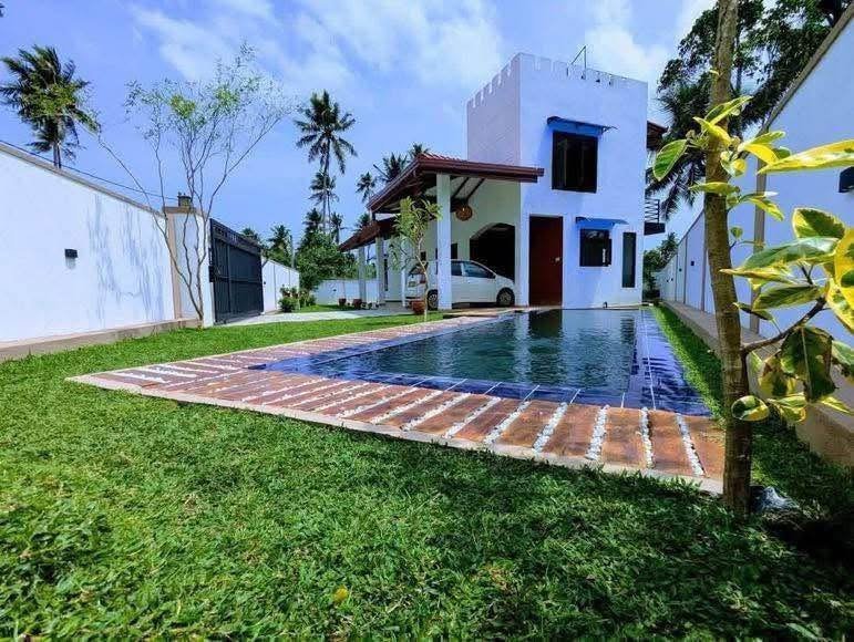 Villa For Sale In Dankotuwa