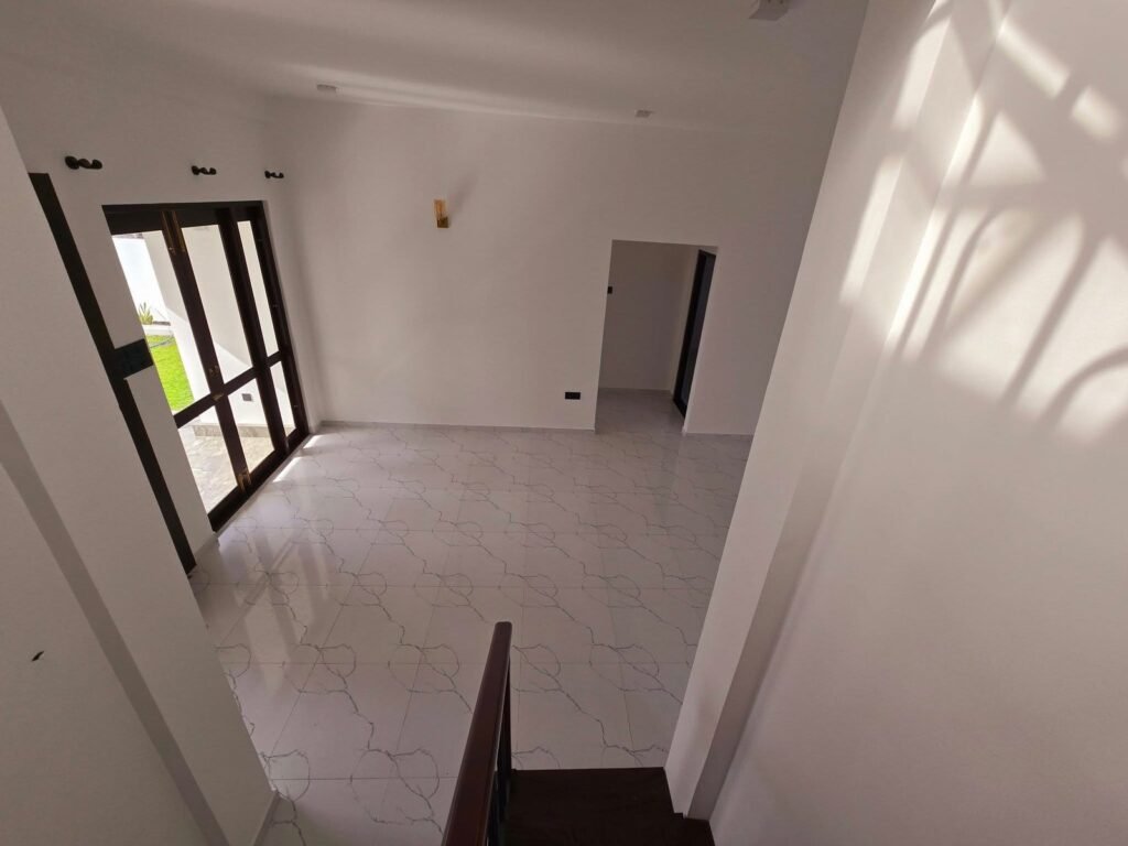 House For Sale – Daluwakotuwa