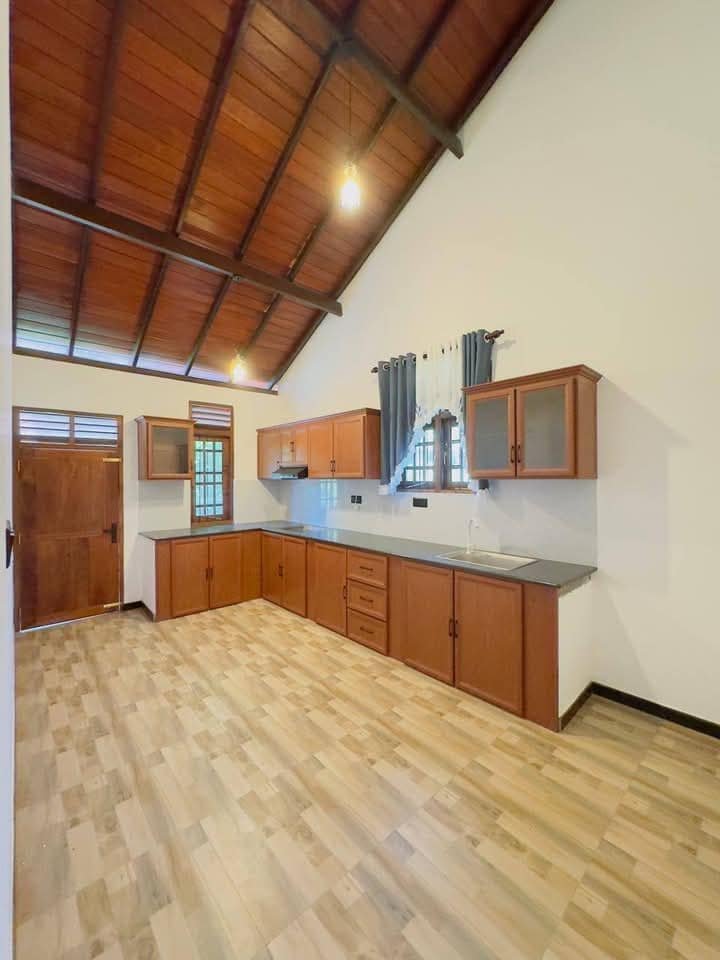 5 Beds house for rent in Seeduwa