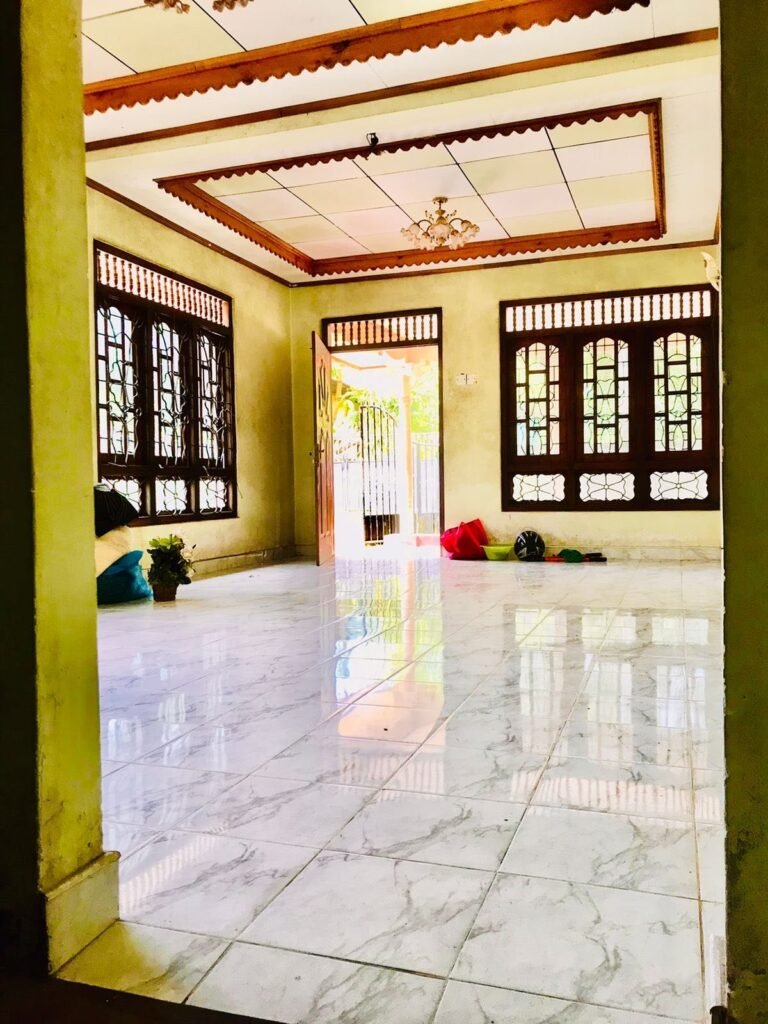 House For Sale – Daluwakotuwa