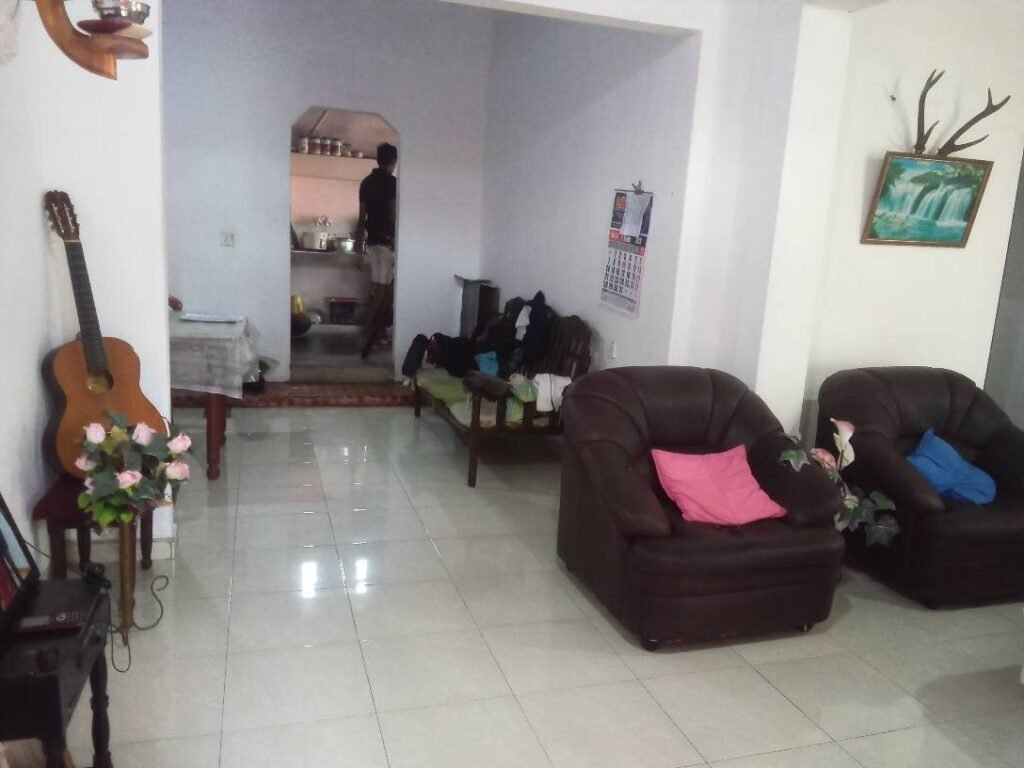 House For Sale – Kadirana