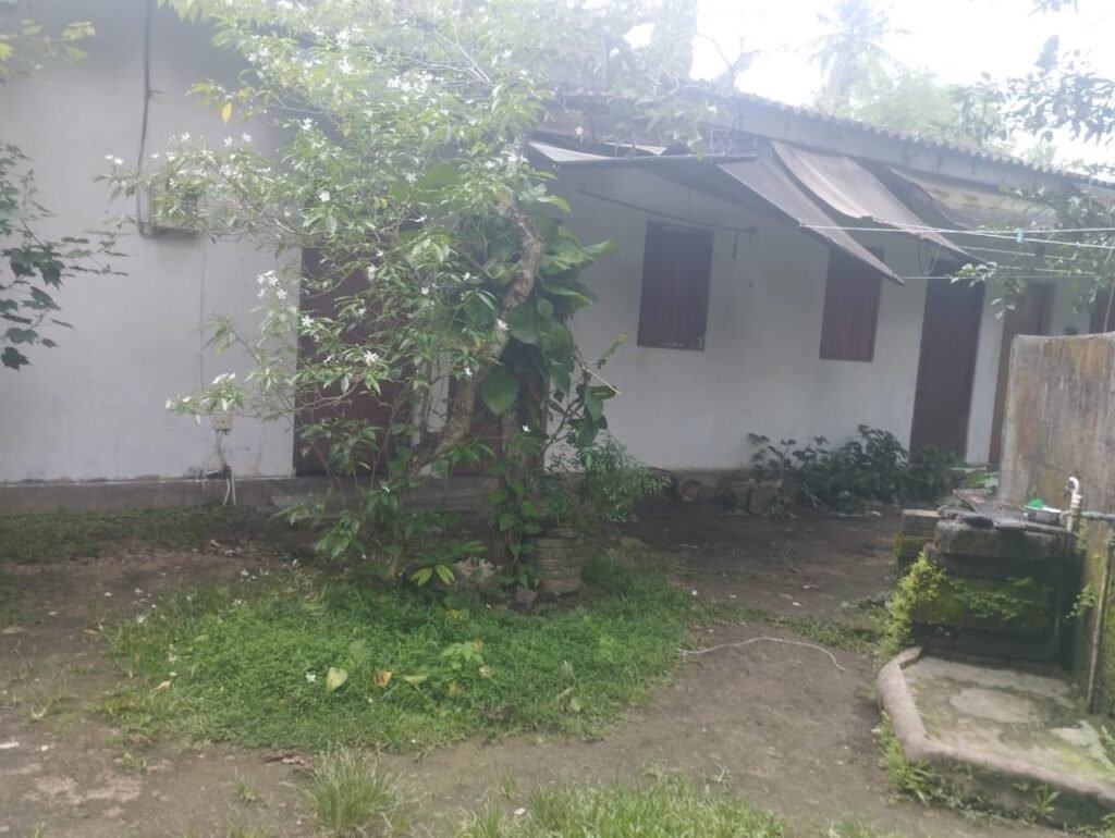 House For Sale – Kurana