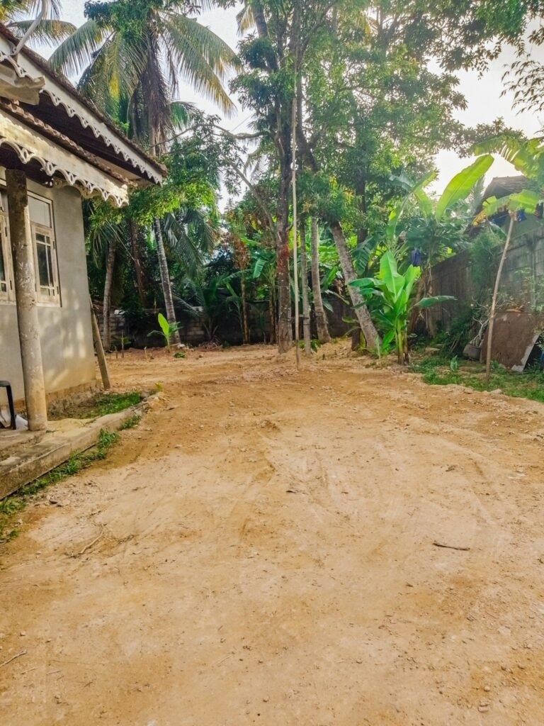 Land with House for Sale in Negambo