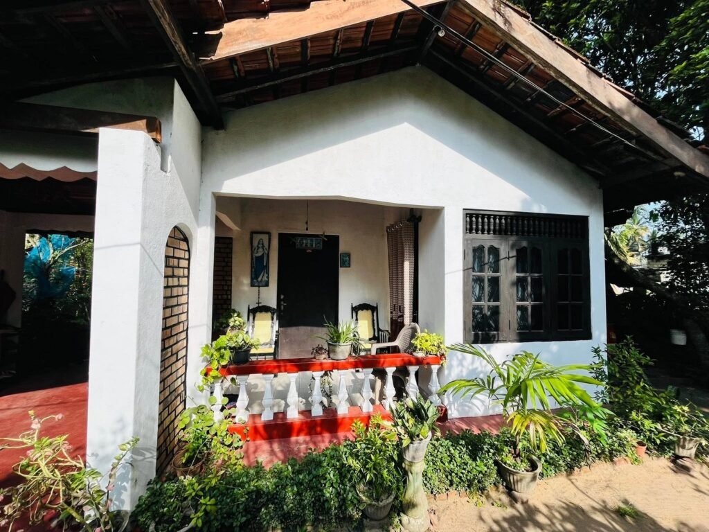 House for Sale – Katana
