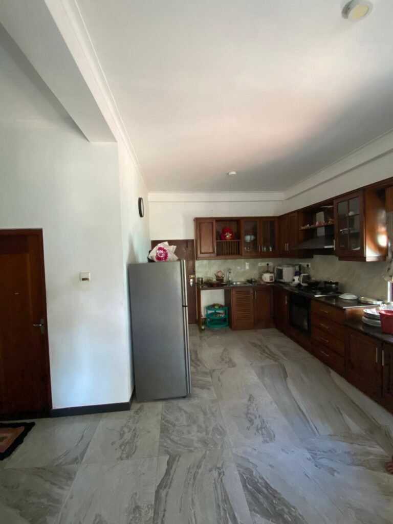 House for Sale – Akkarapanaha