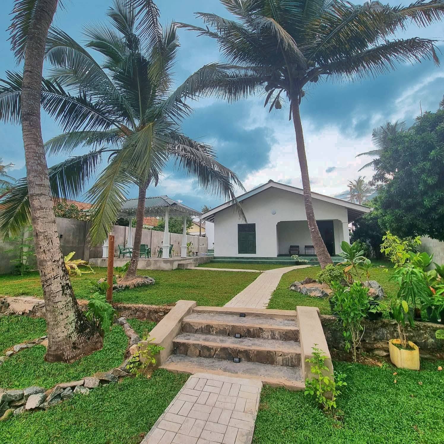 Beachfront Villa for Sale – Negombo
