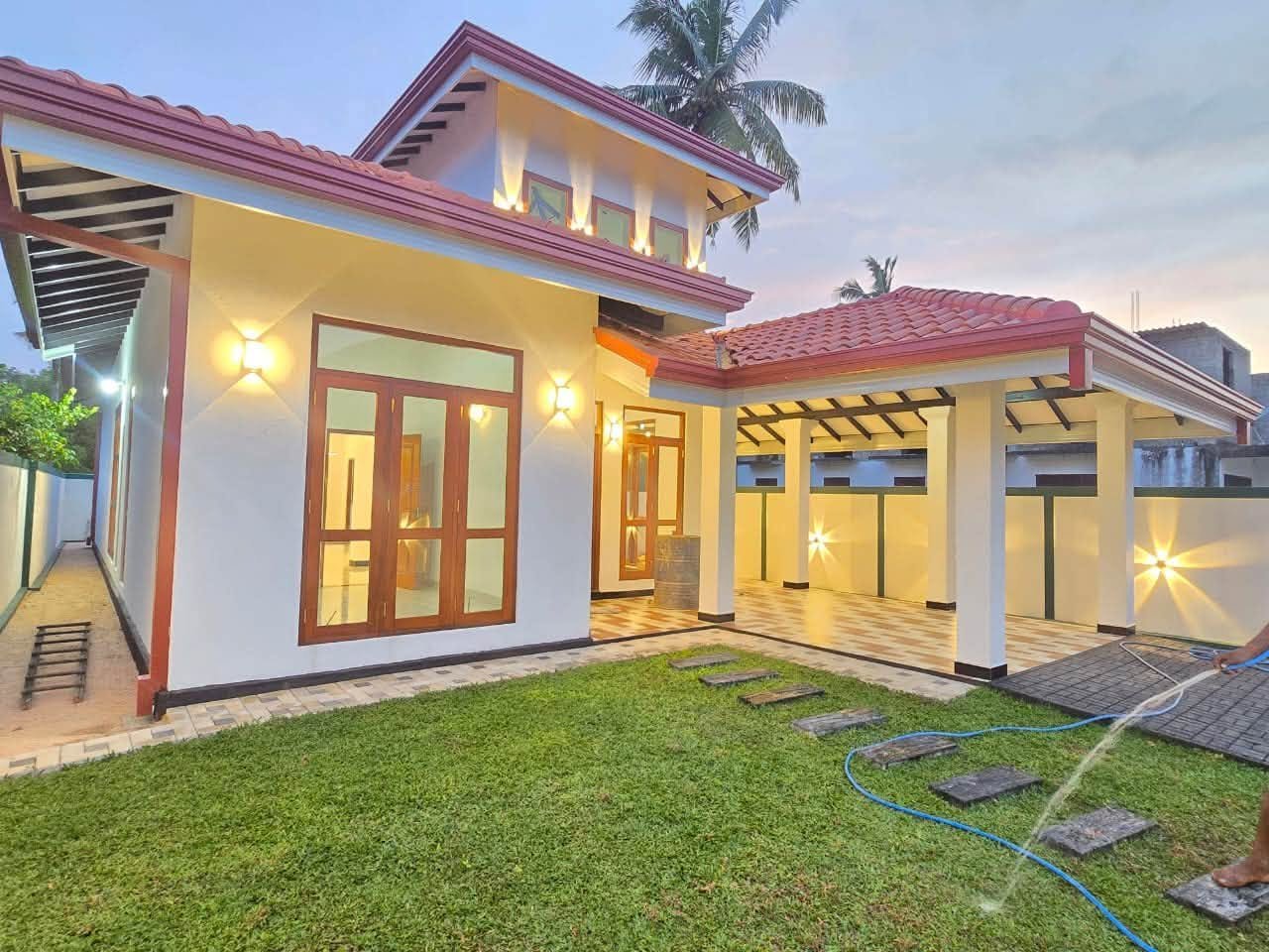House for Sale – Thimbirigaskatuwa