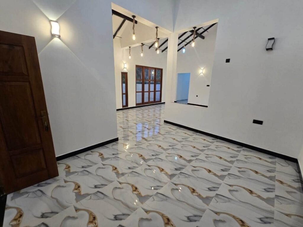 House for Sale – Thimbirigaskatuwa