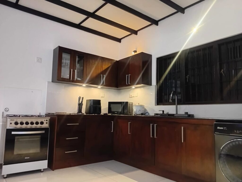 House for Sale – Kadirana