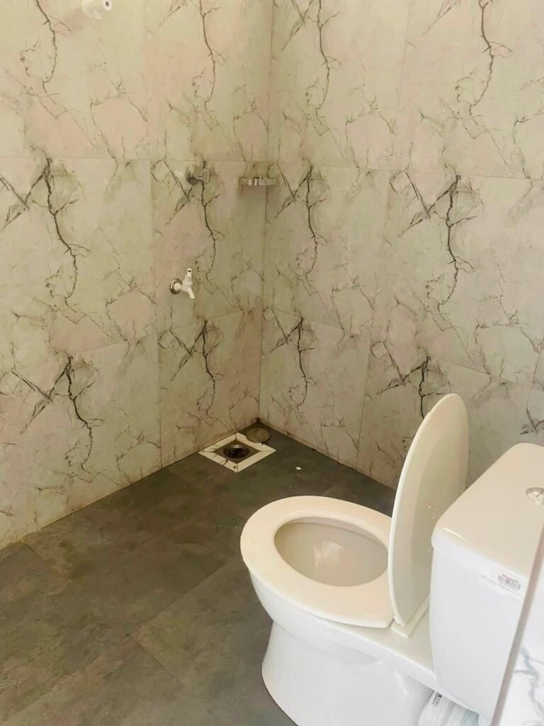 House for Rent – Katana