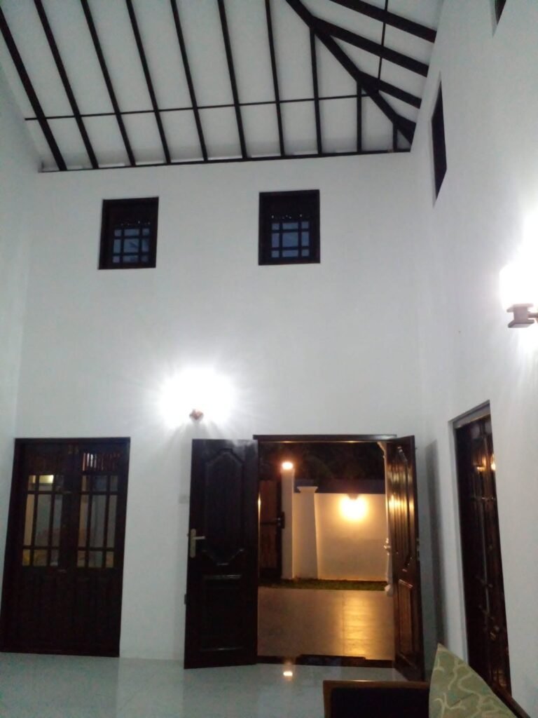 House for Sale – Kadirana