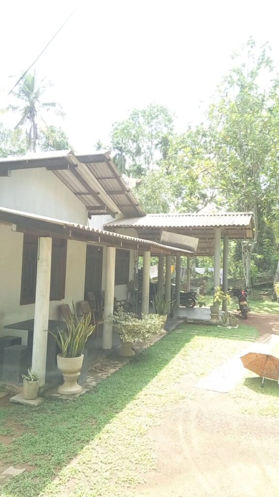 Land with House for Sale – Hunumulla, Diwulapitiya