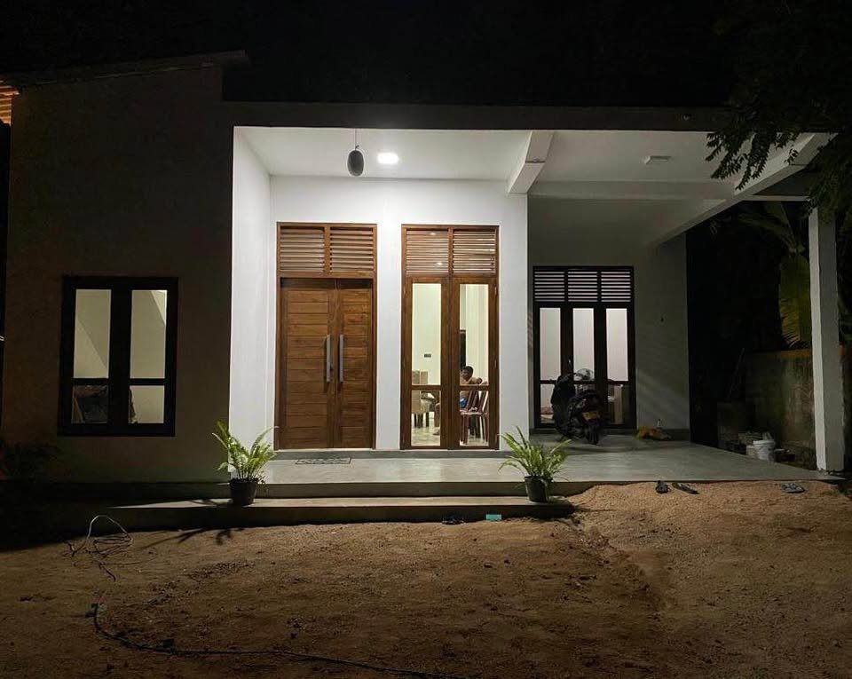 Fully Furnished Home for Rent – Ja Ela, Udammita