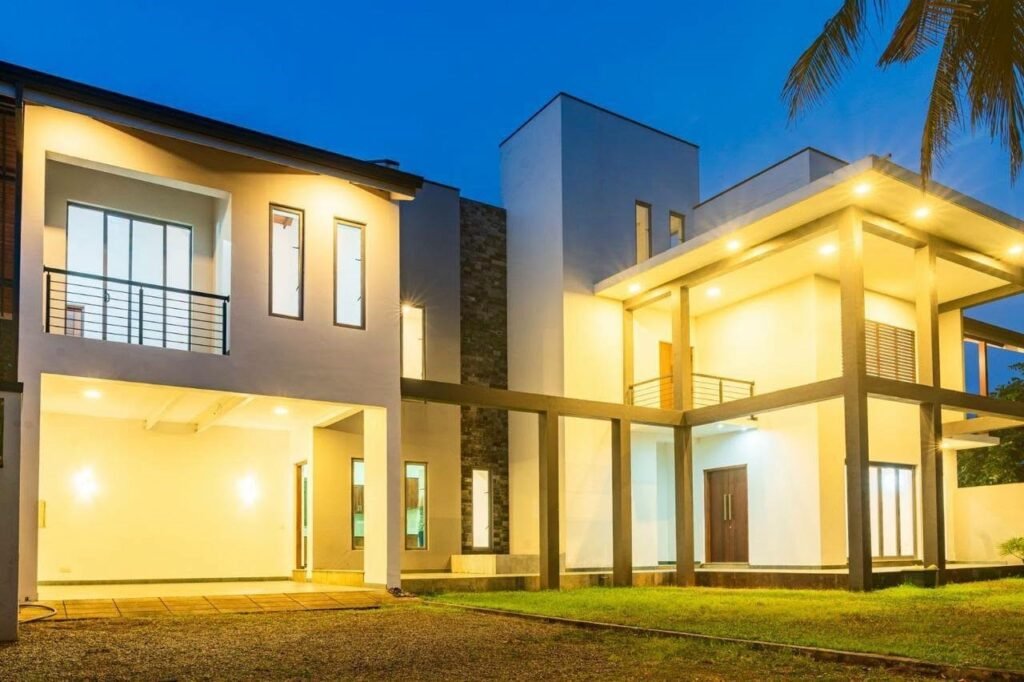 Brand New Luxury House for Sale – Wennappuwa