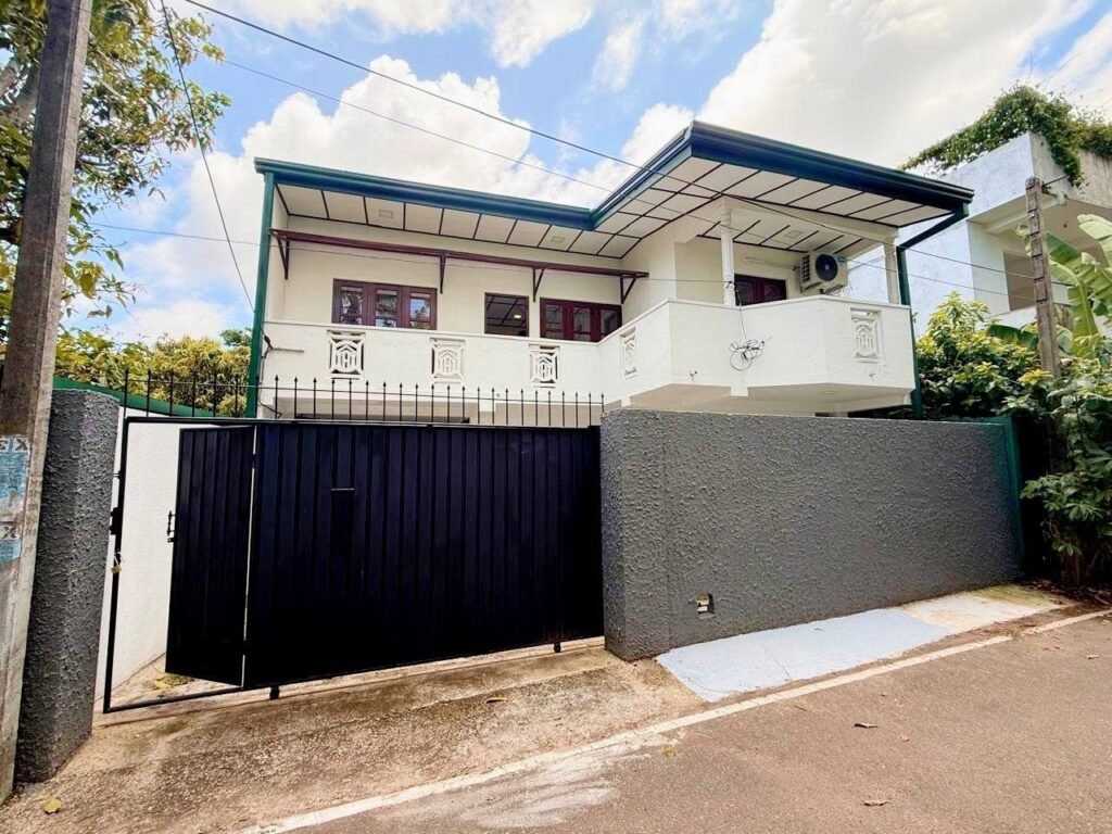 Upstair Separated House for Rent – Ja Ela
