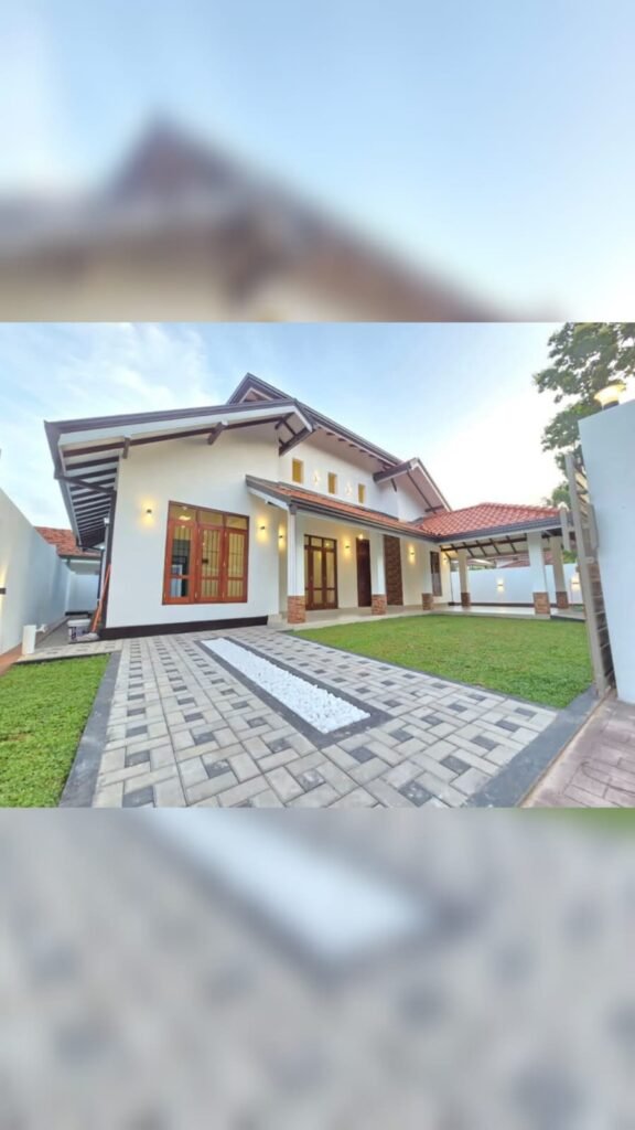 Brand New Complete House For Sale – Daluwakotuwa