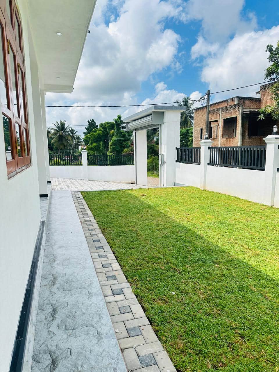 New House for Sale Near Katana