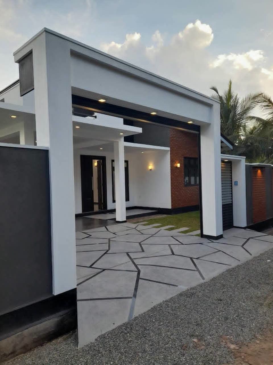Brand New Luxury House in Kandawala, Negombo