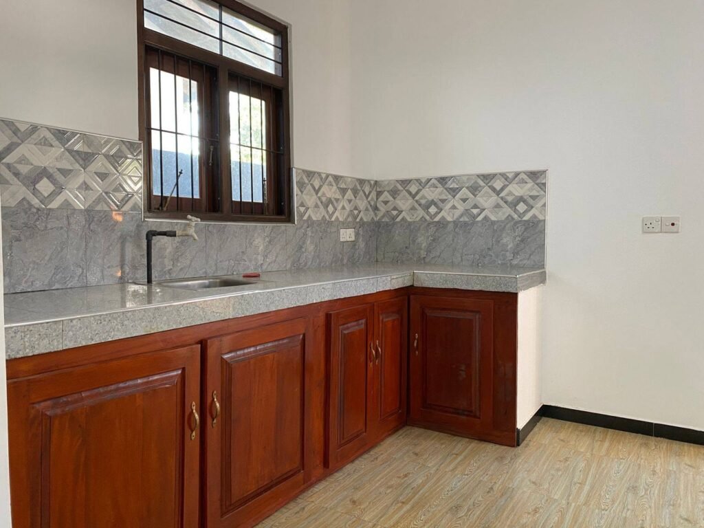New House for Sale in Negombo Daluwakotuwa