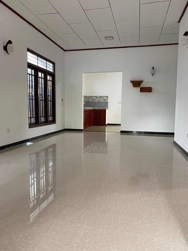 New House for Sale in Negombo Daluwakotuwa
