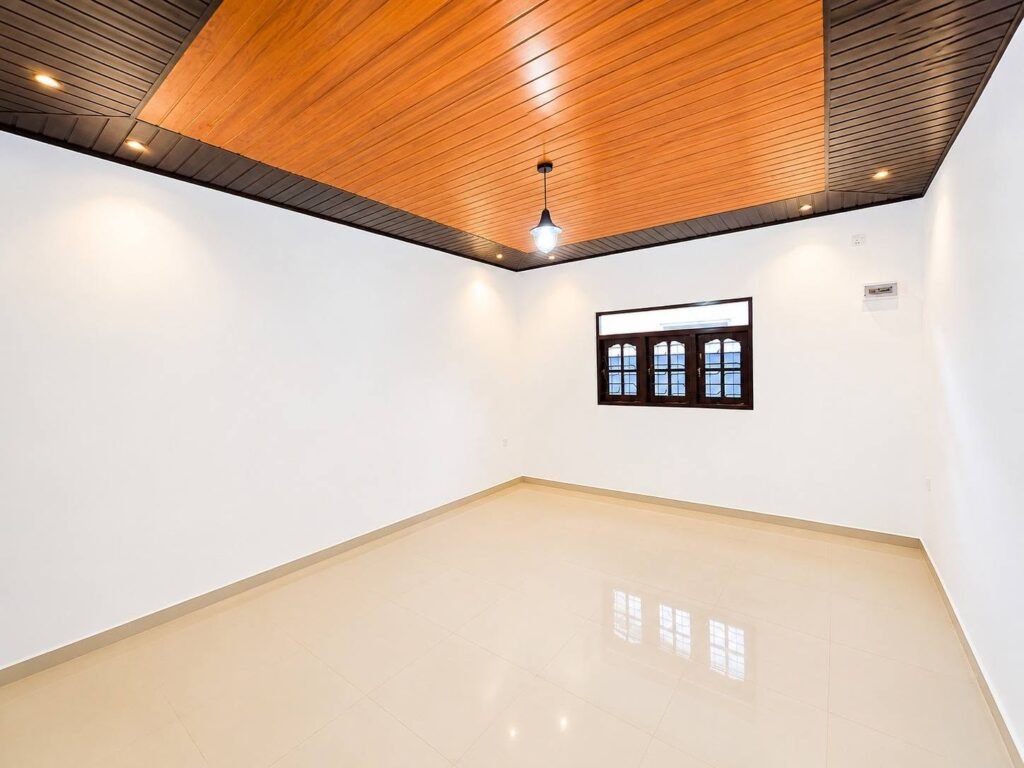 House for Sale in Thimbirigaskattuwa, Negombo