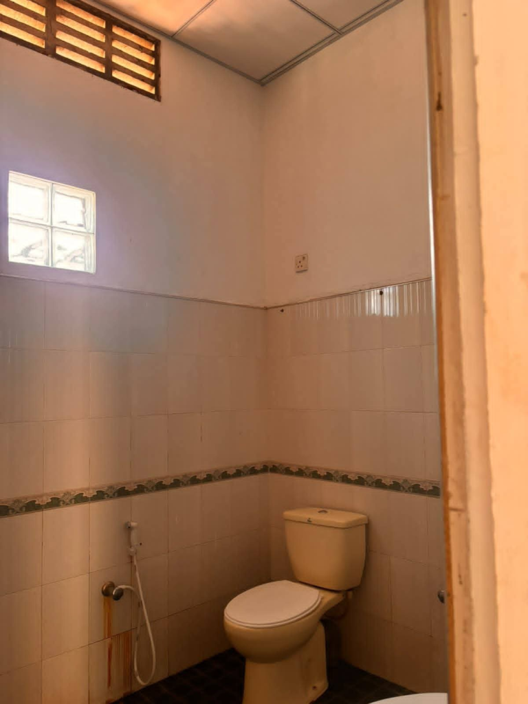 House for Rent with Fenced Property in Kadirana