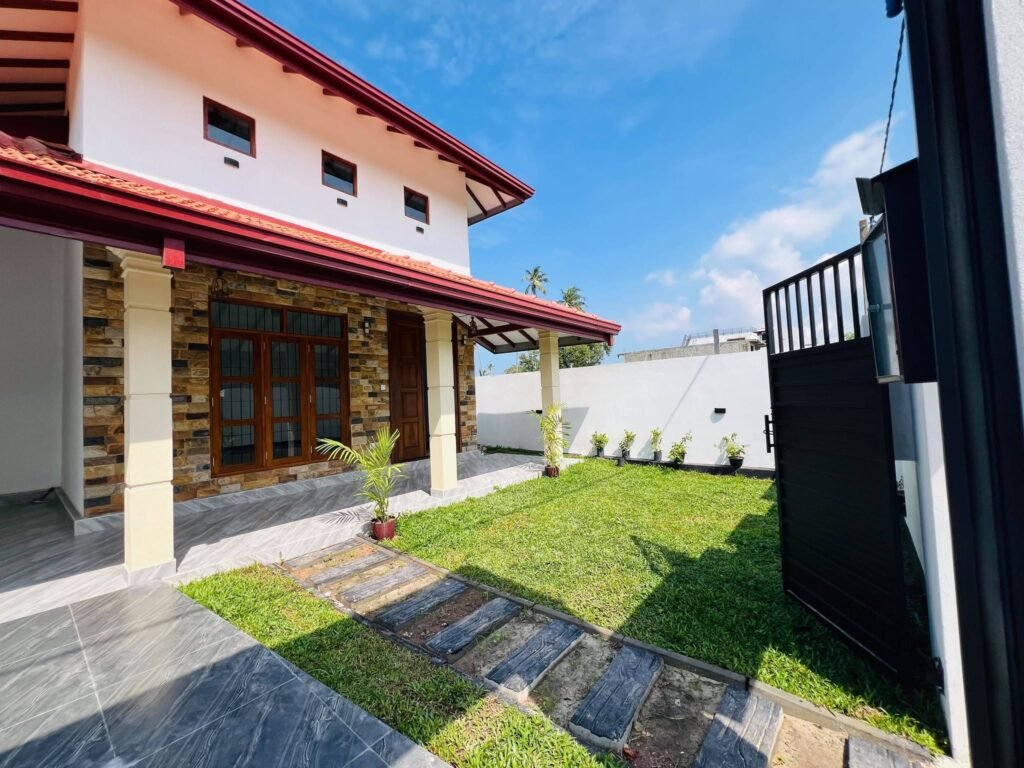 Luxury House for Sale – Katuwapitiya, Negombo