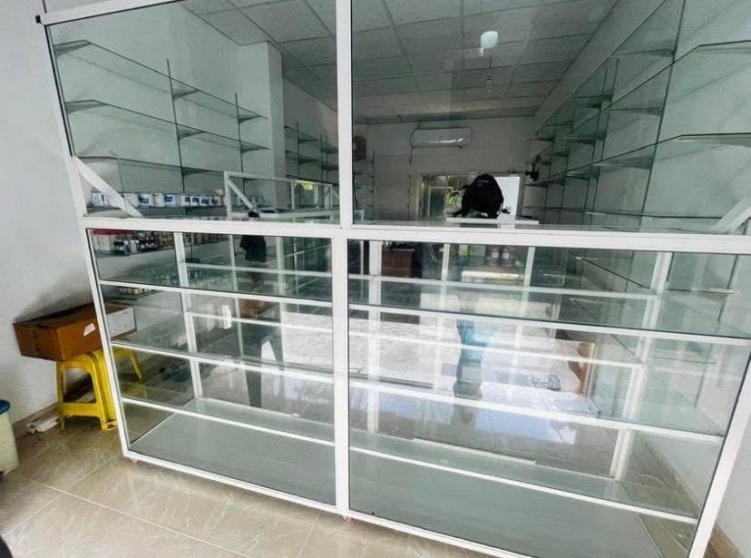 Premium Quality Display Cabinets