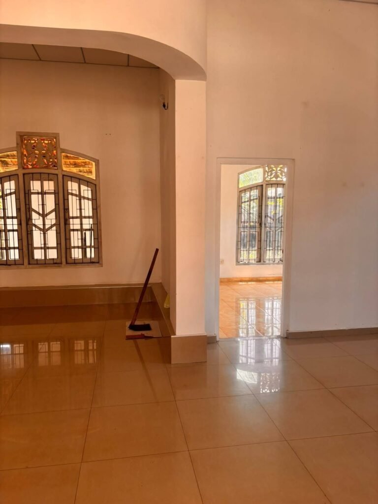 Two Bedroom House for Rent in Kadirana
