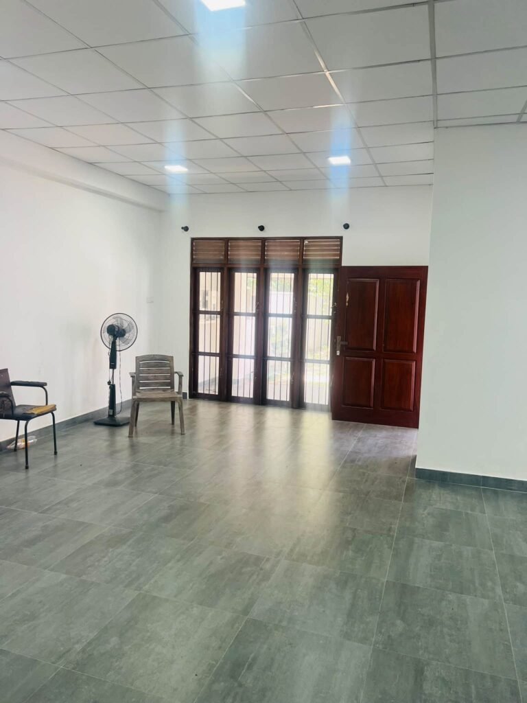 House for Sale in Raddolugama – Lansiyaa Wadiya