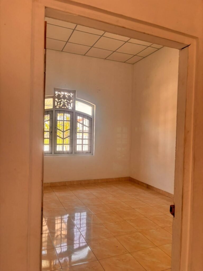 Two Bedroom House for Rent in Kadirana
