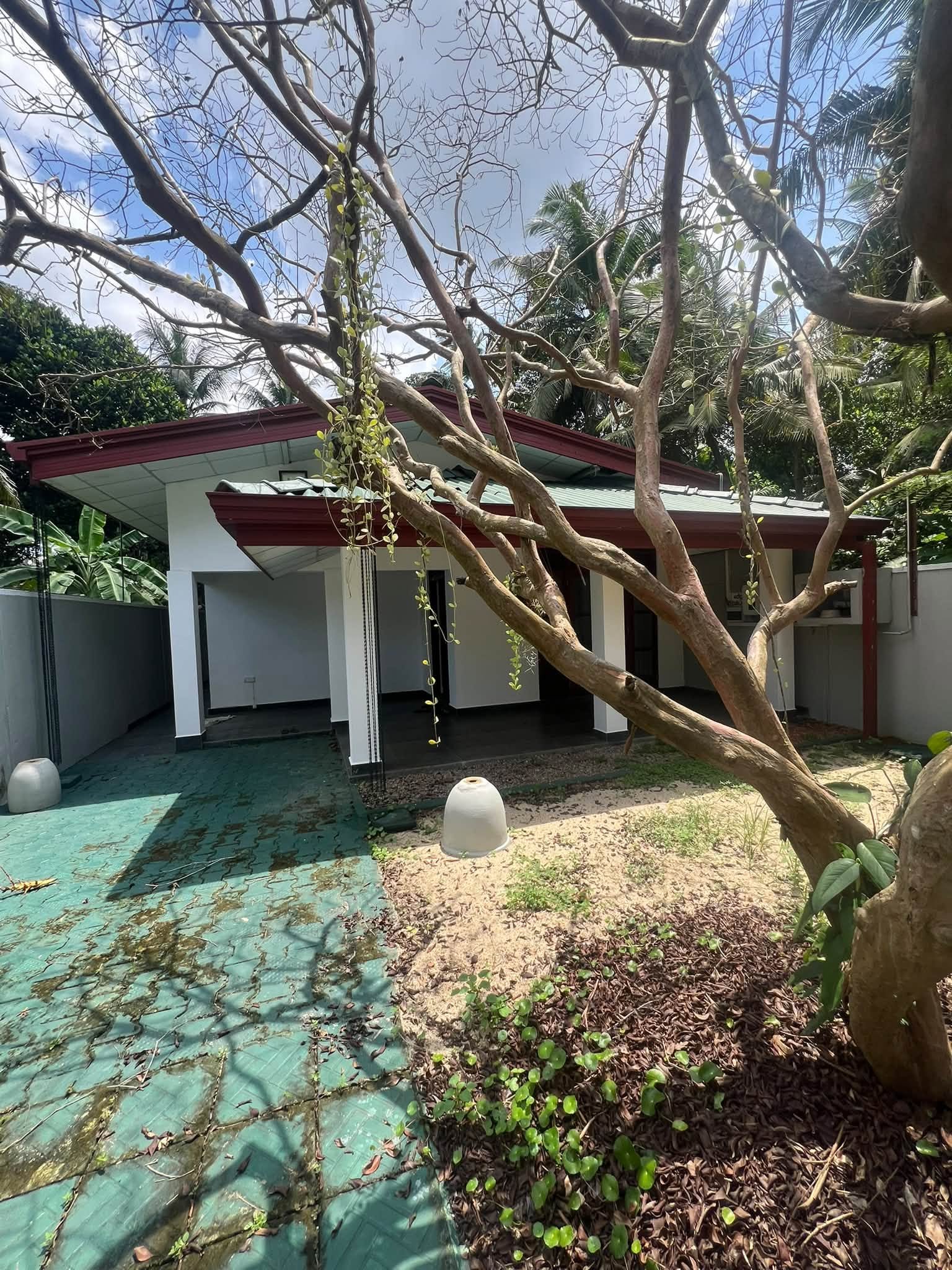 House for Sale in Raddolugama – Lansiyaa Wadiya