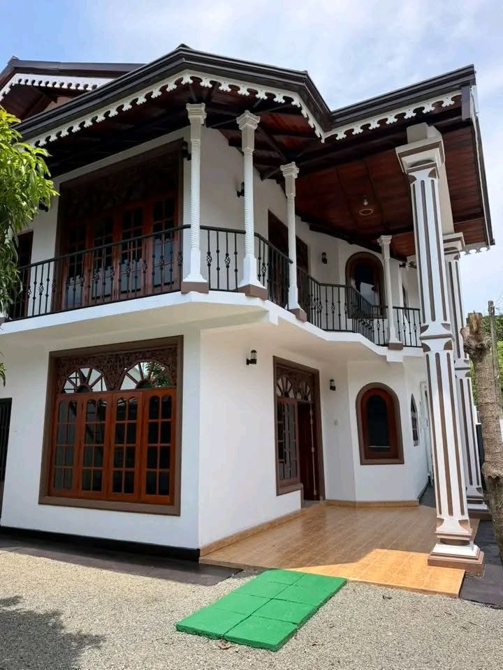 Spacious 2 Storey House for Rent in Negombo Town
