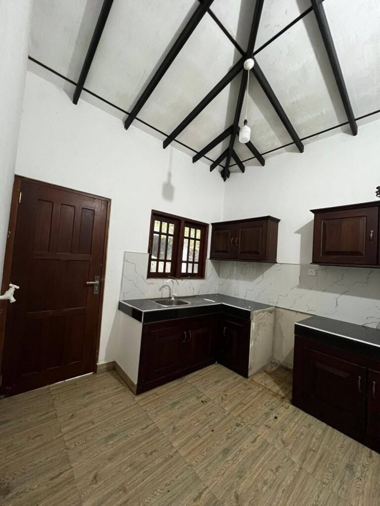 Annex for Rent in Miriswatta, Minuwangoda